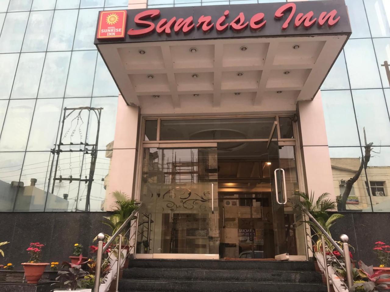 Hotel Sunrise Inn Lucknow Exterior photo